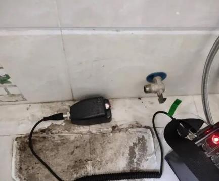 向阳屋顶漏水维修公司分享下卫生间漏水的危害及解决方法